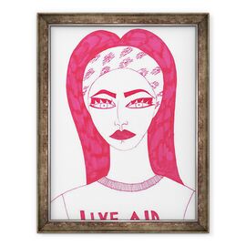 Tablou inramat - Daisy de Villeneuve - Fata purtand Live Aid Tricou - - Roveli