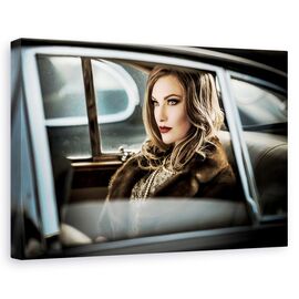 Tablou Canvas - Conducand Diva La Un Eveniment - - Roveli
