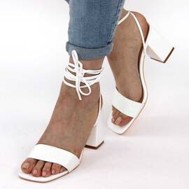 ​Sandale de dama, elegante, cu snururi si toc mediu, gros si patrat NN30-5-WHITE, Culoare (12): Alb, Marime (12): 40 - - Roveli