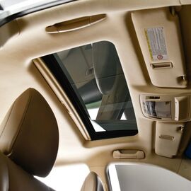 Material pentru reconditionare plafon auto, material textil cu spate buretat, culoare Bej, dimensiune 1m x 1,50m - - Roveli