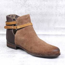 Ghete de dama , din piele naturala intoarsa , cu bareta decorativa 1153-MARO, Culoare (12): Maro, Marime (12): 41** - - Roveli