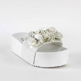 ​Papuci de dama,cu talpa groasa  si funde decorative CK148P-WHITE - - Roveli