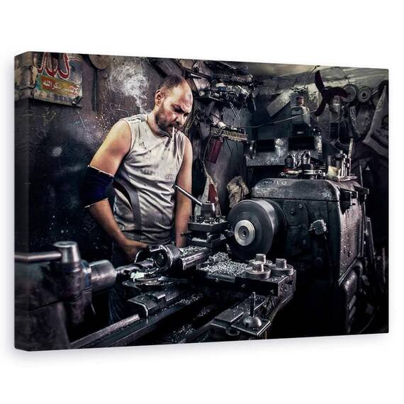 Tablou Canvas - Tipul Cu Strungul Ca Un Boss - - Roveli