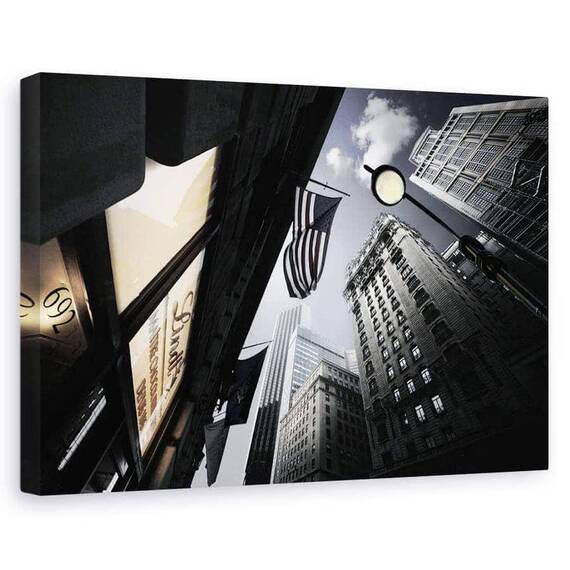 Tablou Canvas - Lampile Sperantei In Amurg, Marime: 60 x 90 cm - - Roveli