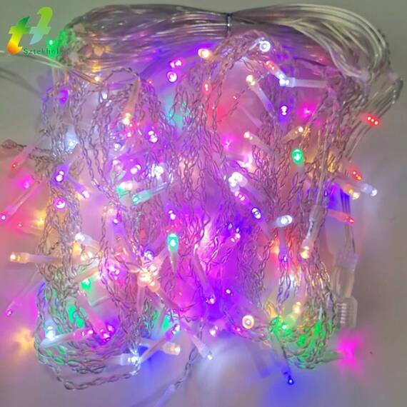 Instalatie pentru Craciun perdea luminoasa 4m, 196 led-uri : Set - 1 bucata, Tip lumina - Calda, Tip lumina (tm): RGB-multicolor, Set (tm): 5 buc - - Roveli