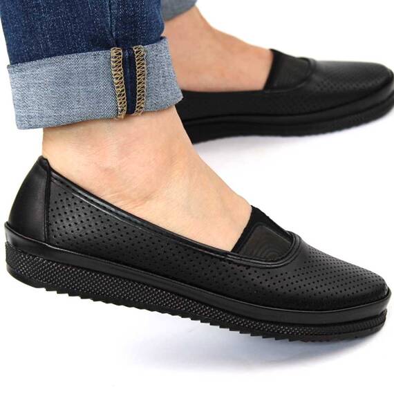 Pantofi de dama,comozi si usori cu perforatii D-006-L-BLACK, Culoare (12): Negru, Marime (12): 37** - - Roveli