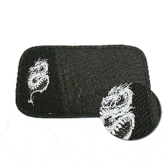 Suport auto Carpoint pentru depozitat CD-uri Dragon Gri, 31 .0x15.0x1.0cm - - Roveli