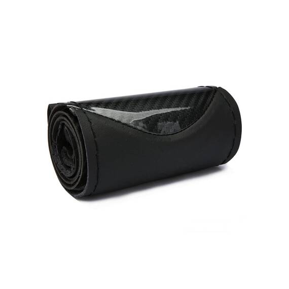 Husa volan cu ac si ata  imitatie piele si carbon , marime M, culoare Negru  Cod: WK-1012 - - Roveli