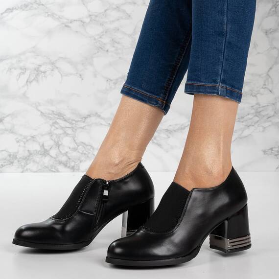 Botine scurte Noella, Culoare (12): Negru, Marime (12): 36 - - Roveli