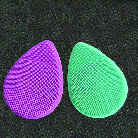 Perie cosmetica din Silicon - 5- Roveli