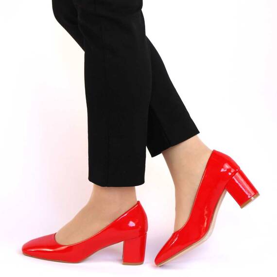 ​Pantofi de dama eleganti, lacuiti cu toc gros mediu ZM-61-RED, Marime (12): 36 - - Roveli
