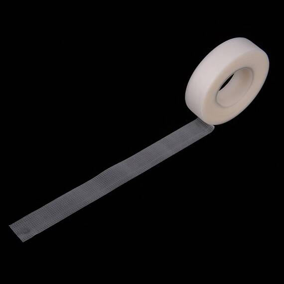 Rola de banda micropore, material PE, transparenta, pentru izolarea genelor inferioare pentru extensii gene 450 cm - 2- Roveli