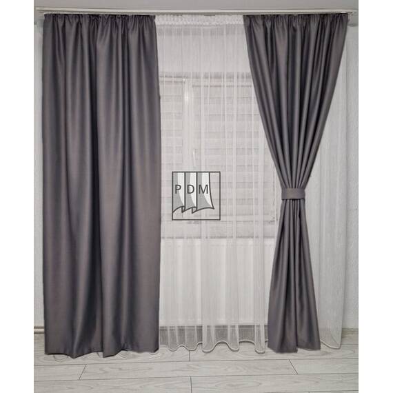 Draperie Satin pentru Living sau Dormitor, Model BLACKOUT, culoare GRI - 2- Roveli Draperie Satin pentru Living sau Dormitor, Model BLACKOUT, culoare GRI - 2- Roveli