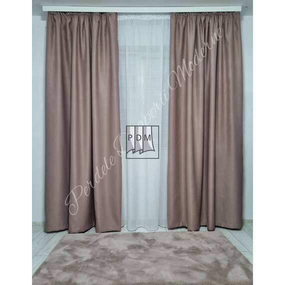 Draperie Satin pentru Living sau Dormitor, Model BLACKOUT, culoare ROZ PUDRĂ - - Roveli Draperie Satin pentru Living sau Dormitor, Model BLACKOUT, culoare ROZ PUDRĂ - - Roveli