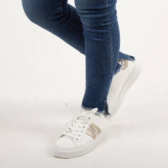 Pantofi de dama, sport, cu talpa joasa, albi J2137-3-WHITE/GOIDEN, Culoare (12): Alb, Marime (12): 38 - 3- Roveli Pantofi de dama, sport, cu talpa joasa, albi J2137-3-WHITE/GOIDEN, Culoare (12): Alb, Marime (12): 38 - 3- Roveli
