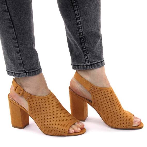 ​Sandale de dama, perforate, cu toc gros si inalt 922-CAMEL, Culoare (12): Camel, Marime (12): 38 - 4- Roveli