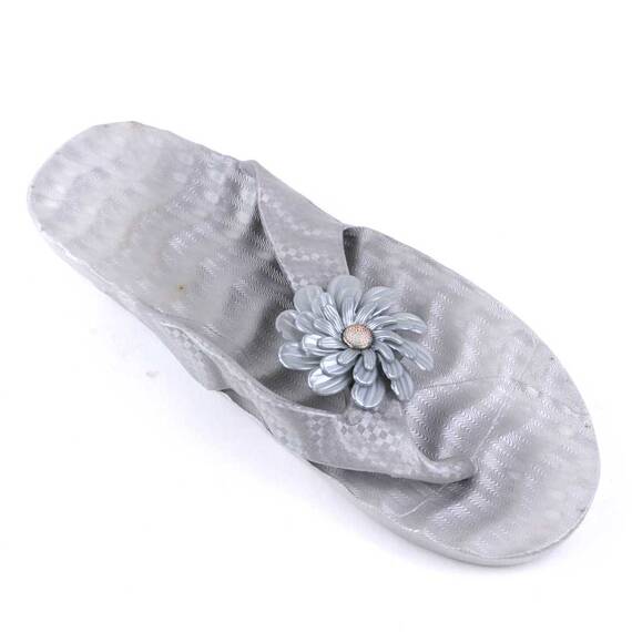 ​Papuci de dama, flip -flop , cu decor floare LB-A46-SILVER, Culoare (12): Argintiu, Marime (12): 38 - - Roveli