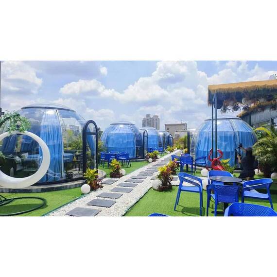 ​Casuta tip cupola DacEnergy©, realizata din policarbonat si aliaj aluminiu alb, banda luminoasa cu LED-uri, sistem de ventilare, plasa insecte, 3,6 x 2,8 m, draperie albastra - 4- Roveli