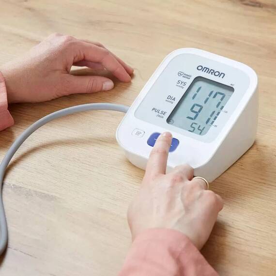 Tensiometru electronic de brat Omron M2 Essential - 2- Roveli