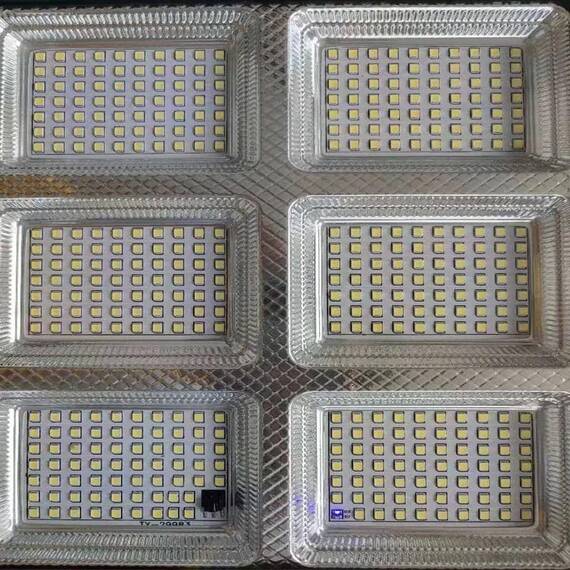 Lampa solara stradala LED cu telecomanda : Putere - 200 W - 7- Roveli