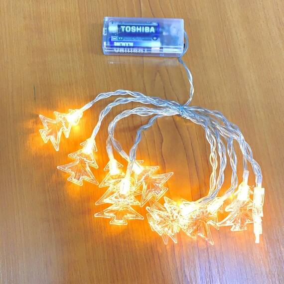 Instalatie pentru Craciun, Braduti, 2m, 10 led-uri, cu baterii : Set - 5 bucati, Tip lumina - Calda, Tip lumina (tm): Calda, Set (tm): 5 buc - 2- Roveli