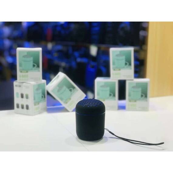 Difuzor mini portabil cu lumini LED : Culoare - rosu, Culoare (tm): albastru - 5- Roveli