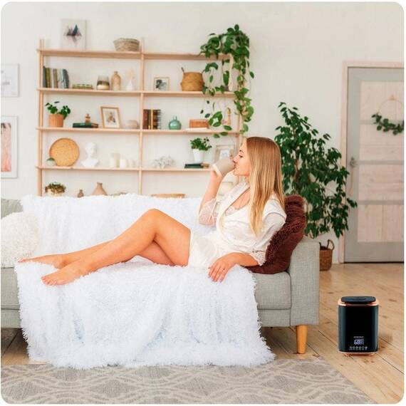 RESIGILAT: Umidificator de aer, functia de ionizare a aerului, de aromaterapie, ceata rece, oprire automata, rezervor 2,6 l, 250 ml/h, temporizator, higrostat si higrometru incorporabil, negru - 15- Roveli