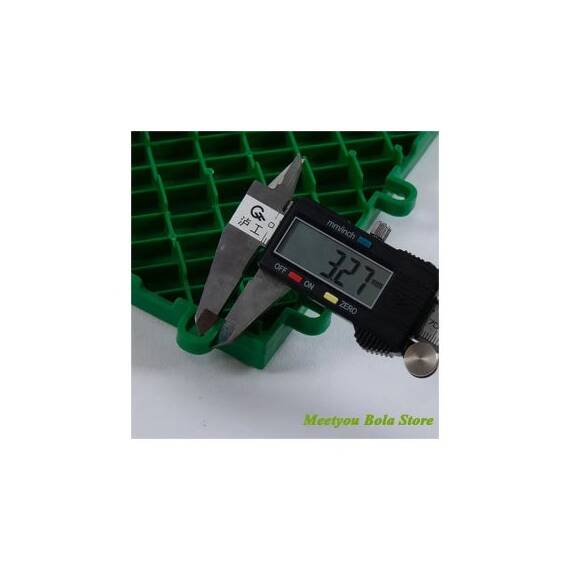 Pardoseala modulara plina PP 40x40x1.8cm garaj trafic intens Rosu Cod: PM10010 - 2- Roveli