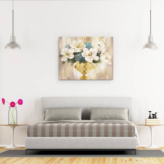 Tablou Canvas - Buchet Magnolie in Vaza Aurie, Marime: 40 x 50 cm - 3- Roveli