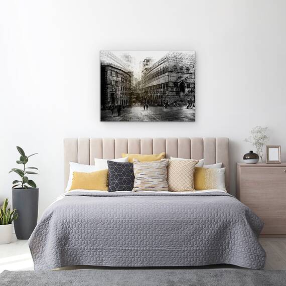 Tablou Canvas - Mergand Prin Piata, Marime: 60 x 80 cm - 3- Roveli