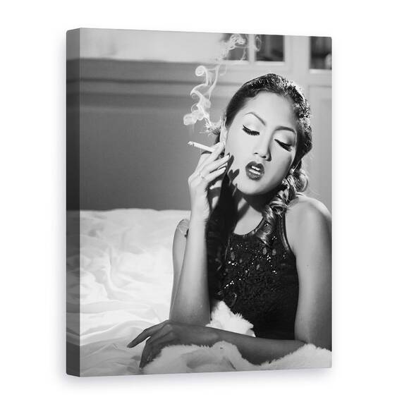 Tablou Canvas - Ia-Ma In Bratele Tale, Marime: 50 x 70 cm - - Roveli