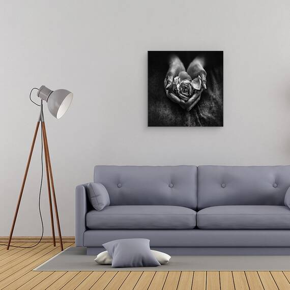 Tablou Canvas - Ingrijirea Mainilor, Marime: 60 x 60 cm - 2- Roveli
