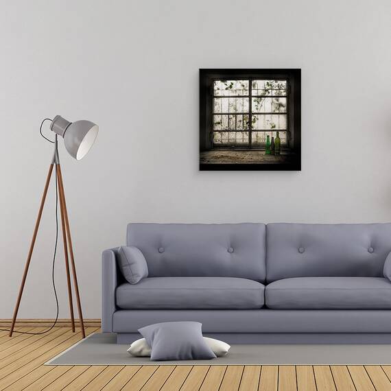 Tablou Canvas - Natura Moarta Cu Butelie Din Sticla, Marime: 60 x 60 cm - 2- Roveli