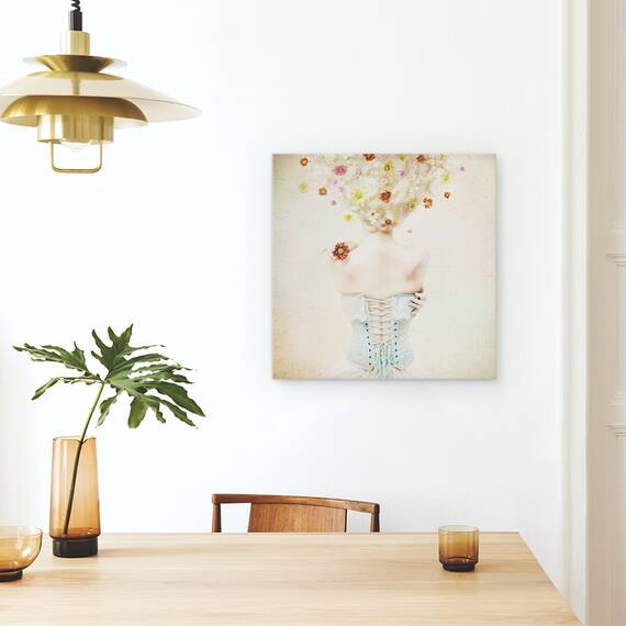 Tablou Canvas - Fata Din Gradina Cu Flori, Marime: 60 x 60 cm - 4- Roveli