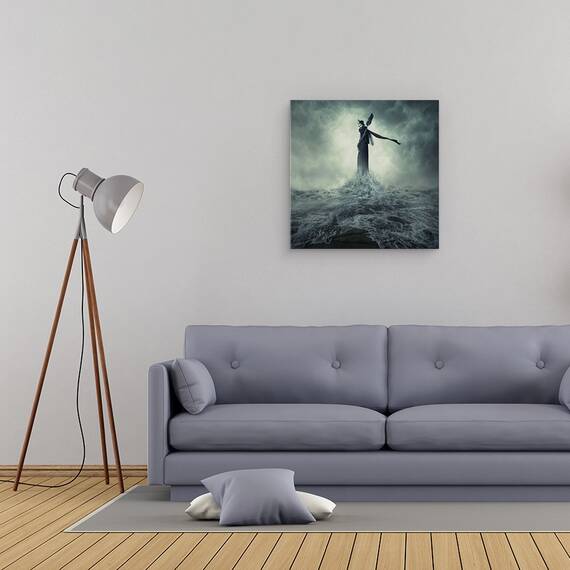 Tablou Canvas - Regina Intunericului, Marime: 60 x 60 cm - 2- Roveli