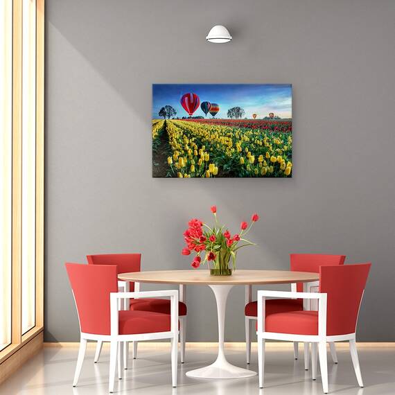 Tablou Canvas - Baloane Cu Aer Cald Peste Campul Cu Lalele, Marime: 40 x 60 cm - 4- Roveli