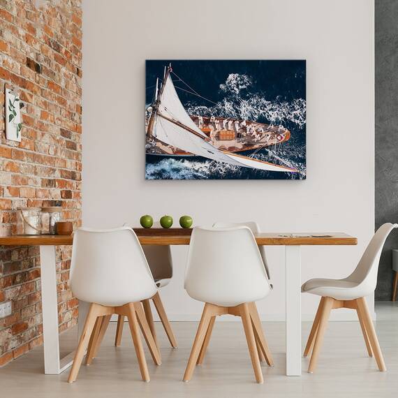 Tablou Canvas - Deasupra Moonbeam, Actiune, Yacht, Aerial, Barca, Oameni, Marime: 60 x 80 cm - 4- Roveli