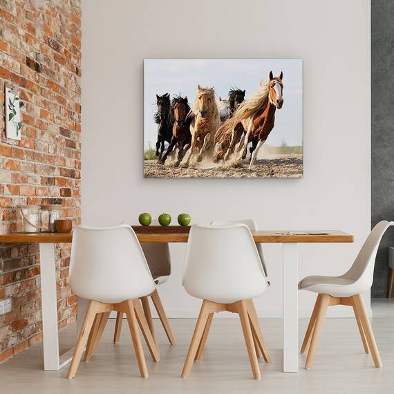 Tablou Canvas - Sasele Norocos, Cal, Actiune, Animale, Putere, Viteza, Marime: 60 x 80 cm - 4- Roveli