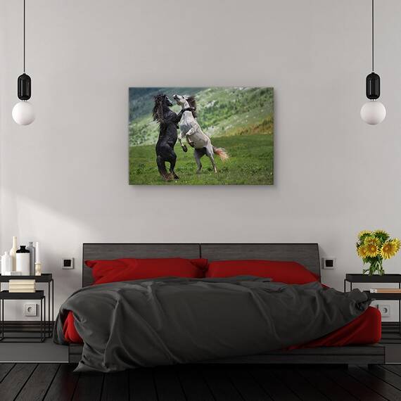 Tablou canvas - Lumea lui Alice, Portret, Femeie, Stralucire, Buze, Marime: 60 x 90 cm - 3- Roveli