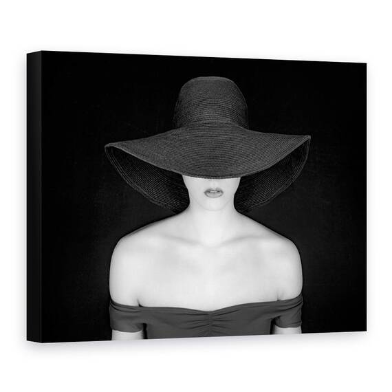 Tablou Canvas - Chic, Femeie, Palarie, Moda, Buzele, Model, Marime: 50 x 70 cm - - Roveli