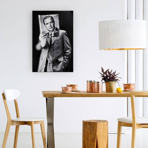 Tablou Canvas - Citind Ca Un Star De Cinema, Marlon, Brando, Book, Handsome, Man, Marime: 60 x 90 cm - 4- Roveli