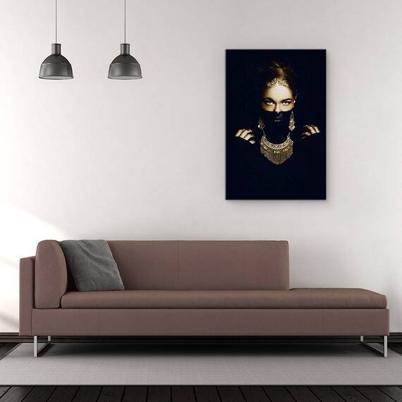 Tablou Canvas - Coyolxauhqui, Portret, Model, Femeie, Fata, Intuneric, Marime: 60 x 90 cm - 2- Roveli