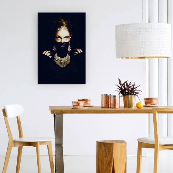 Tablou Canvas - Coyolxauhqui, Portret, Model, Femeie, Fata, Intuneric, Marime: 60 x 90 cm - 4- Roveli
