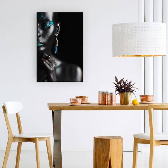 Tablou Canvas - Ghid, Portret, Persoana, Bodyart, Negru, Bijuterii, Marime: 60 x 90 cm - 4- Roveli