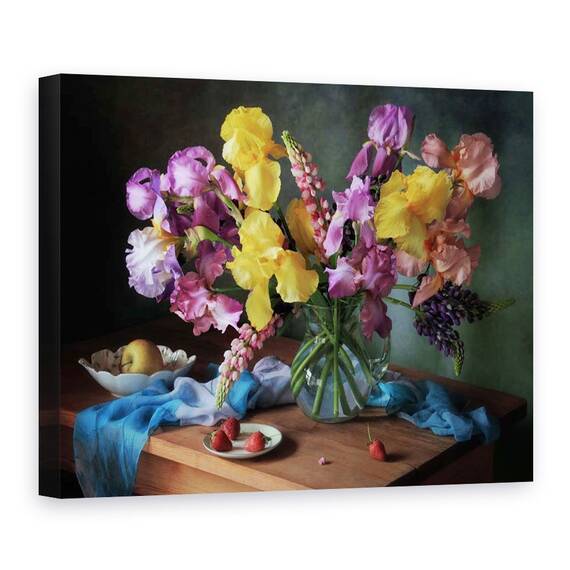 Tablou Canvas - Natura Moarta Cu Un Buchet De Irisi si Lupin, Marime: 50 x 70 cm - - Roveli
