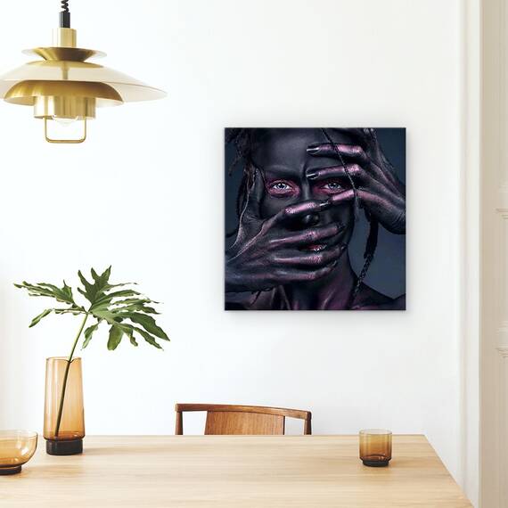 Tablou Canvas - Tacerea, Portret, Studio, Maini, Fata, Make Up, Marime: 60 x 60 cm - 4- Roveli
